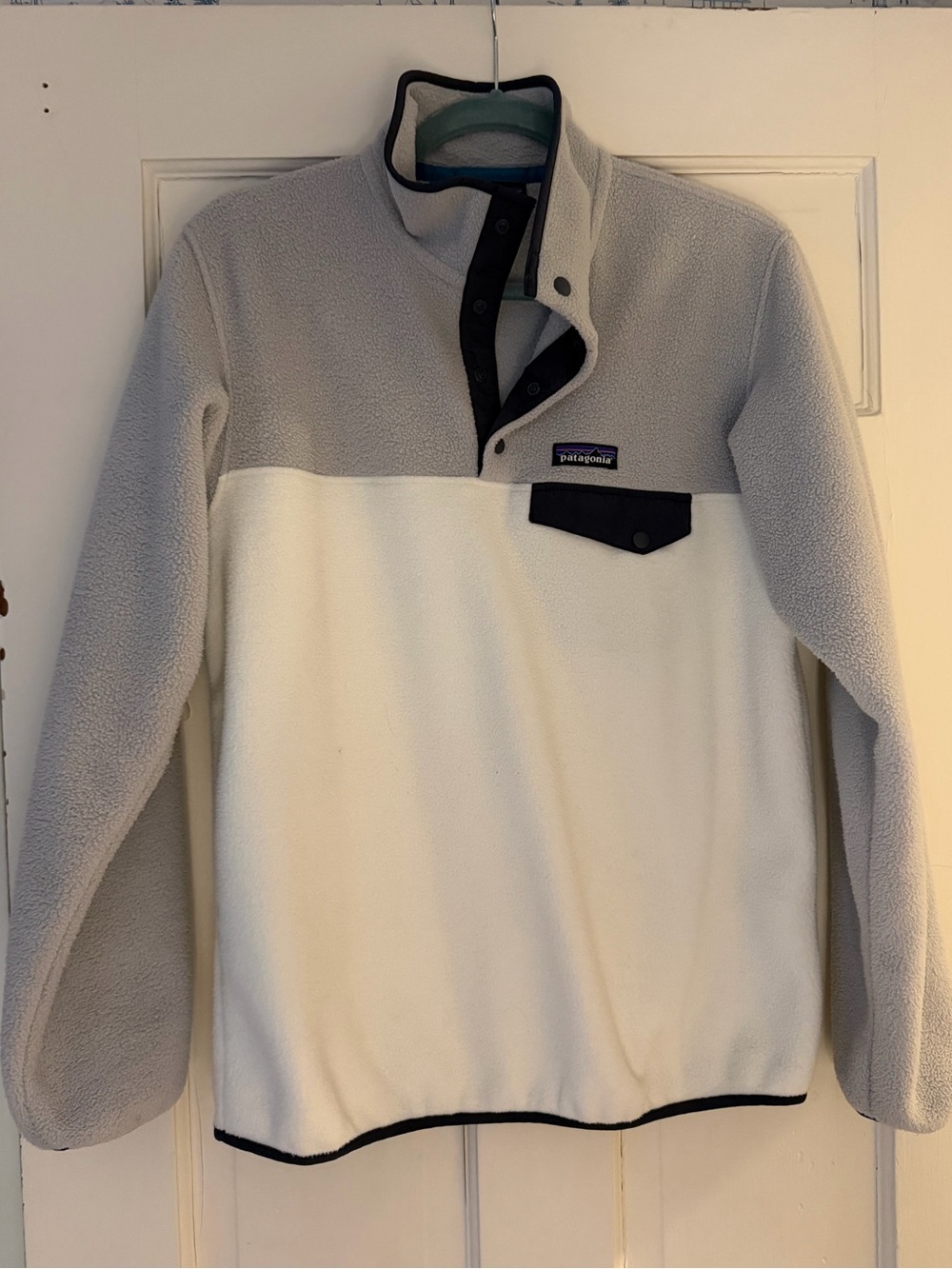 Patagonia Women’s Color Block Gray and Cream Snap Pullover